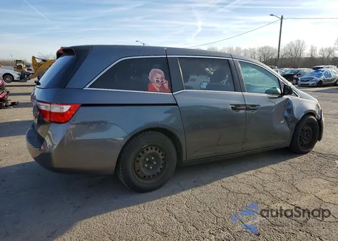 2013 Honda Odyssey Lx z USA, uszkodzony, nr VIN 5FNRL5H24DB056290